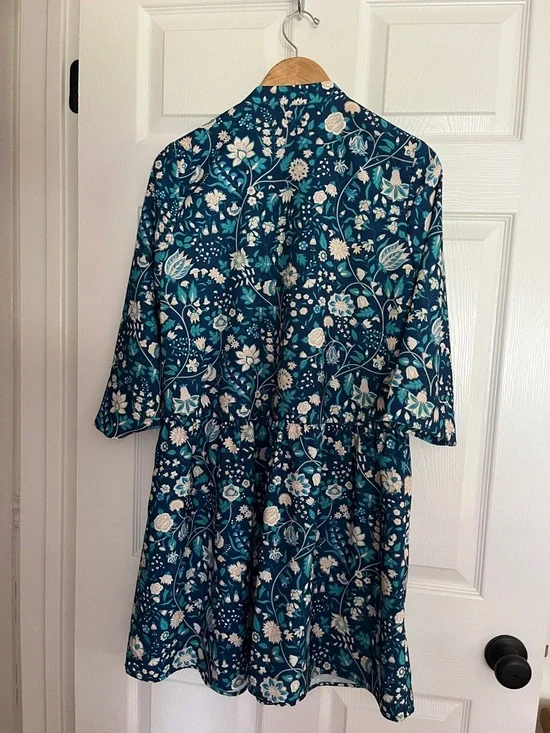 Tuckernuck Navy Floral Button-Front Top - Picture 2 of 6